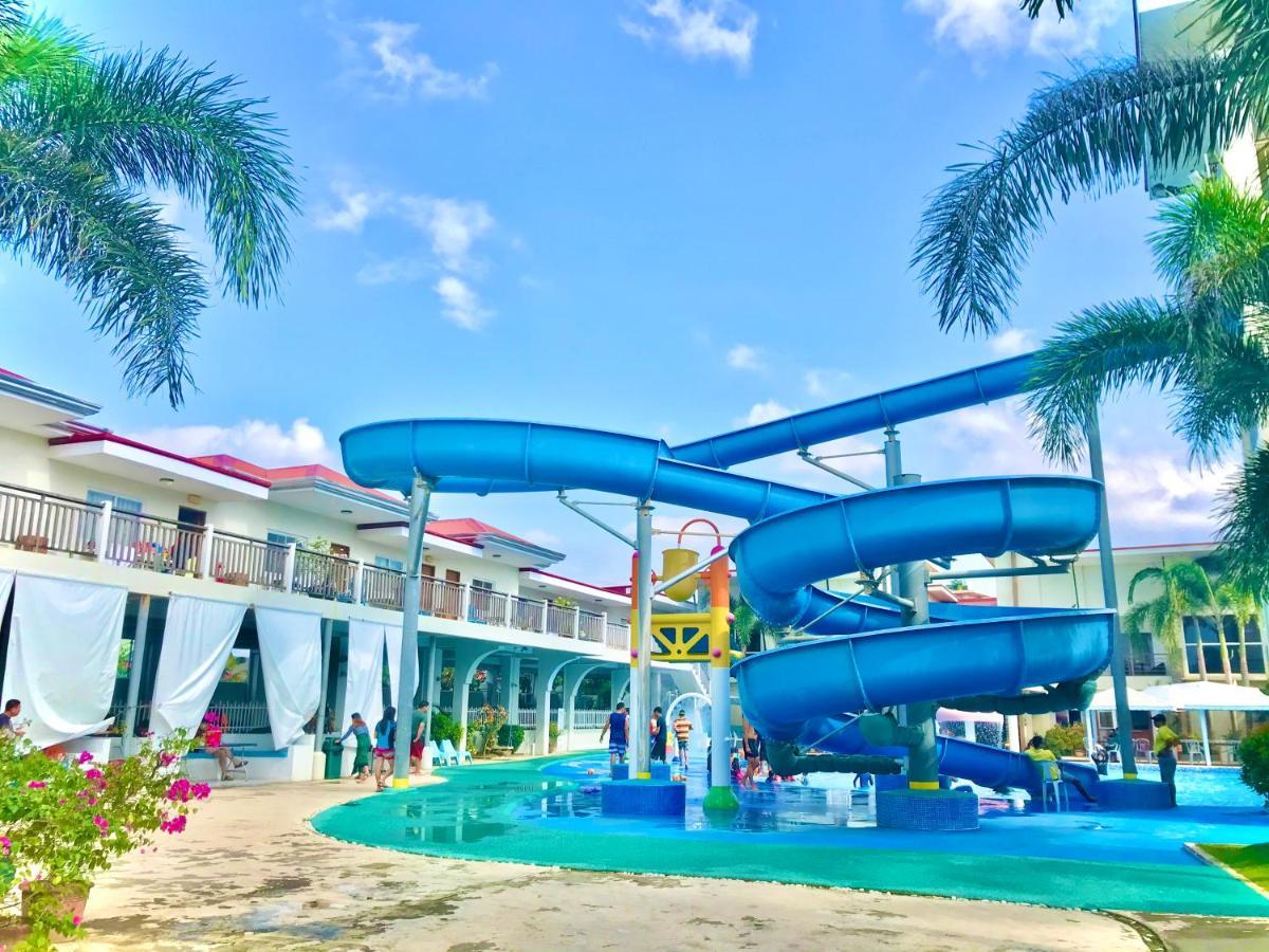 Cml Beach Resort & Waterpark Lemery エクステリア 写真