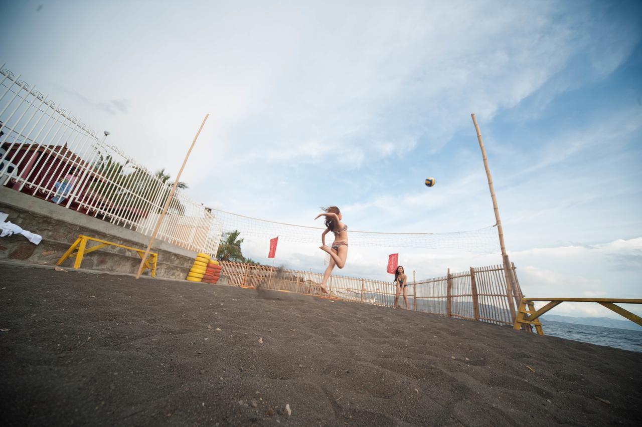 Cml Beach Resort & Waterpark Lemery エクステリア 写真