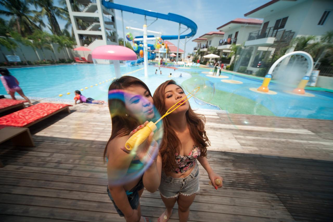 Cml Beach Resort & Waterpark Lemery エクステリア 写真