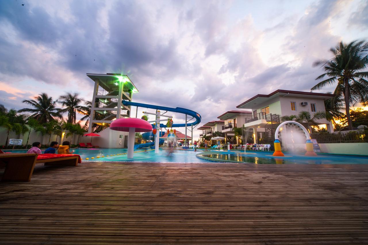 Cml Beach Resort & Waterpark Lemery エクステリア 写真