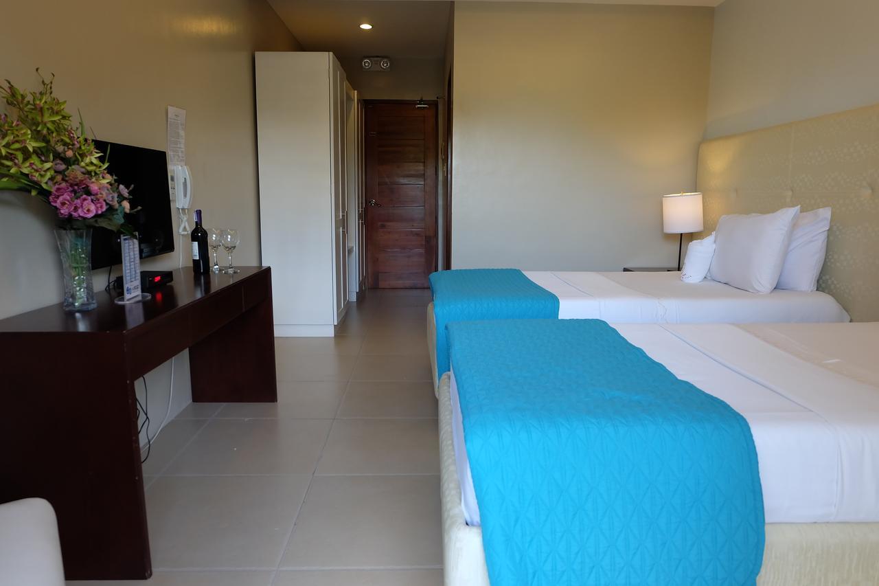 Cml Beach Resort & Waterpark Lemery エクステリア 写真